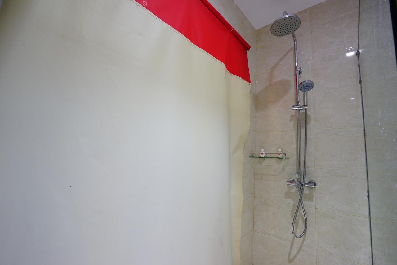 Zen Rooms Near Bcs Mall Penuin Batam Экстерьер фото